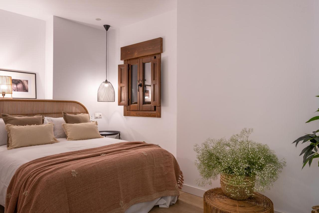 Suites Jardines De La Alhambra — Photos 1